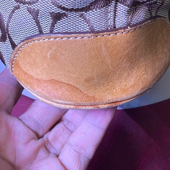 FINAL MARKDOWN Coach City Tote with Signature Logo in Tan and Brown - Picture 5 of 16